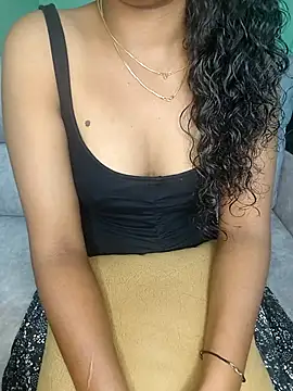 Snapshot of Tamilpallavi chatting on October 11, 2025, 1:28 am Tamilpallavi online show from October 11, 2025, 1:28 am