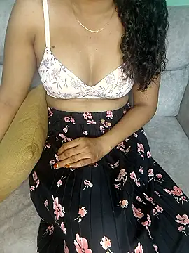 Tamilpallavi online show from January 13, 2026, 8:24 pm