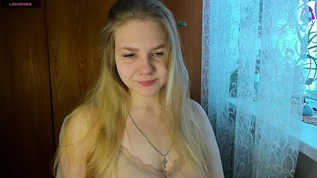 AlinaMors online show from December 2, 2025, 10:17 am