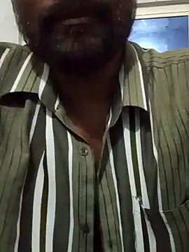 Snapshot of upwalebhaiya chatting on August 1, 2026, 3:10 pm upwalebhaiya online show from August 1, 2026, 3:10 pm