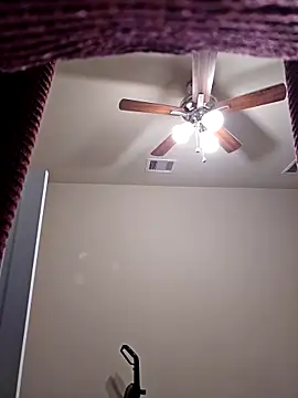 Lb228w online show from October 9, 2025, 2:28 pm