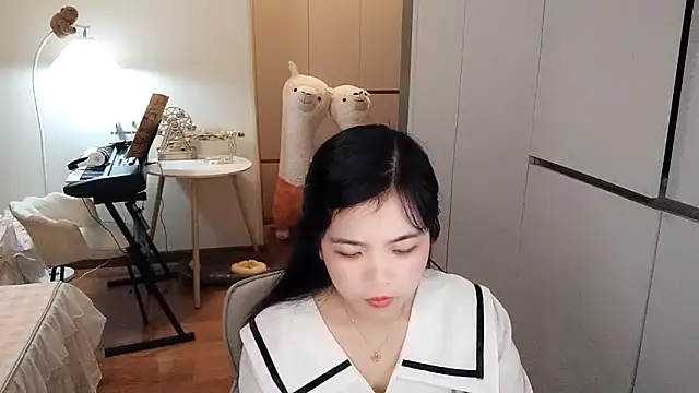 Snapshot of XiaoAnQi chatting on November 13, 2025, 12:42 pm XiaoAnQi online show from November 13, 2025, 12:42 pm