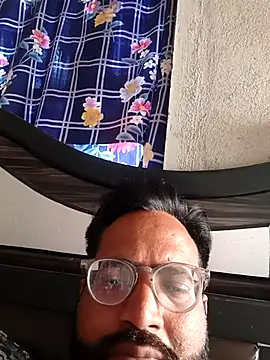 hard boy9455 online show from December 19, 2025, 5:21 am