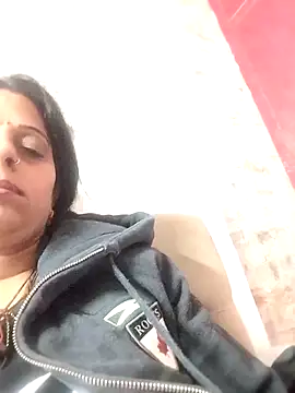 Snapshot of Soniya_Roy chatting on November 26, 2025, 2:00 am Soniya Roy online show from November 26, 2025, 2:00 am