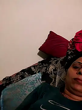 Snapshot of Soniya_Roy chatting on September 26, 2025, 7:10 pm Soniya Roy online show from September 26, 2025, 7:10 pm