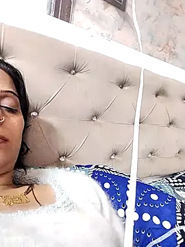 Snapshot of Soniya_Roy chatting on November 17, 2025, 10:30 am Soniya Roy online show from November 17, 2025, 10:30 am