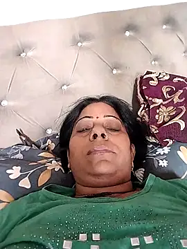 Soniya Roy online show from April 19, 2026, 4:35 am