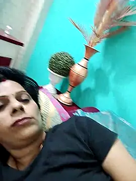 Snapshot of Soniya_Roy chatting on September 24, 2025, 9:16 am Soniya Roy online show from September 24, 2025, 9:16 am