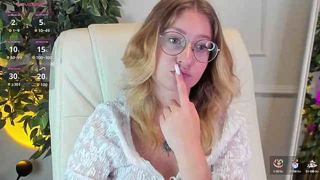 Nerissa xo online show from October 4, 2025, 9:05 pm