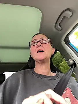 Curvy-Jinx online show from October 4, 2025, 1:34 pm