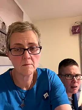 Curvy-Jinx online show from November 25, 2025, 8:42 pm