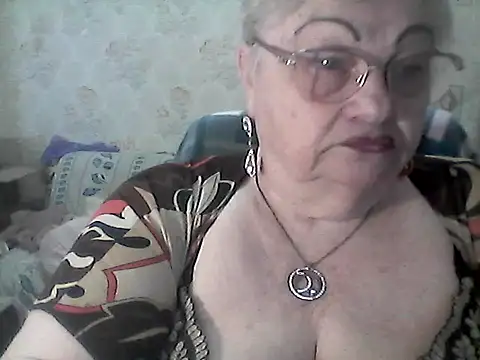 Snapshot of NatalieNorth chatting on May 4, 2026, 1:58 pm NatalieNorth online show from May 4, 2026, 1:58 pm