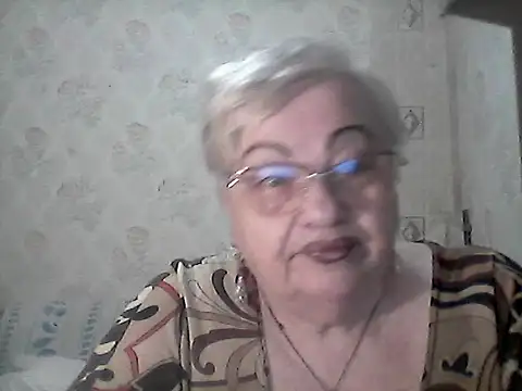 NatalieNorth online show from April 22, 2026, 9:43 pm