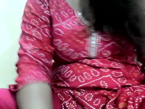 Snapshot of sakshi5533 chatting on April 26, 2026, 6:38 pm sakshi5533 online show from April 26, 2026, 6:38 pm