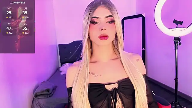 Rossedewitt  online show from September 24, 2025, 7:42 pm