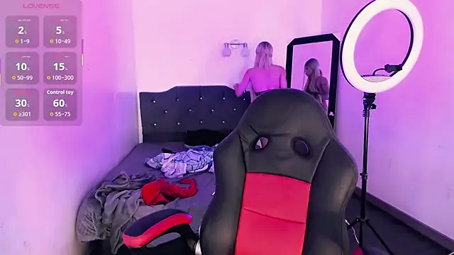 Rossedewitt  online show from September 25, 2025, 7:53 pm