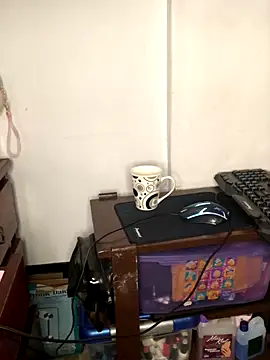 luisahot 9727 online show from November 11, 2025, 6:19 am