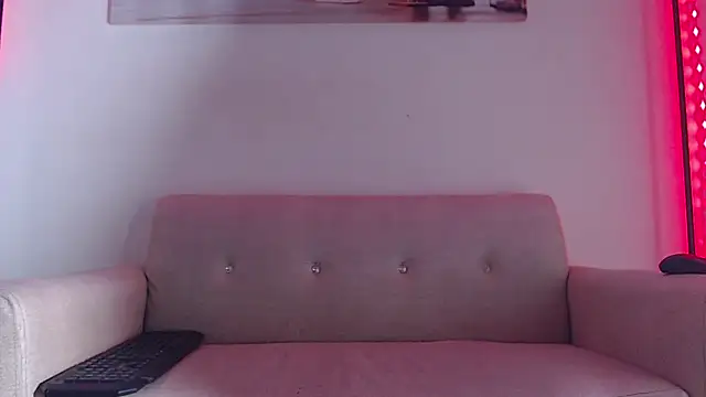 Owenferrara online show from September 14, 2025, 6:52 pm