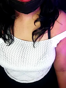 darling devil online show from November 13, 2025, 4:00 pm