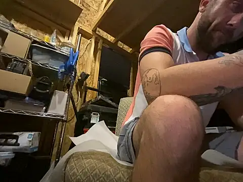 Luv2SuckBWC92 online show from July 24, 2026, 4:52 am