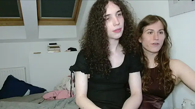 Snapshot of tsbubbles760 chatting on October 7, 2025, 8:10 pm tsbubbles760 online show from October 7, 2025, 8:10 pm