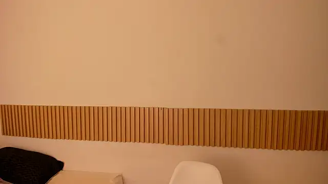 OliviaSweett online show from November 24, 2025, 7:36 pm