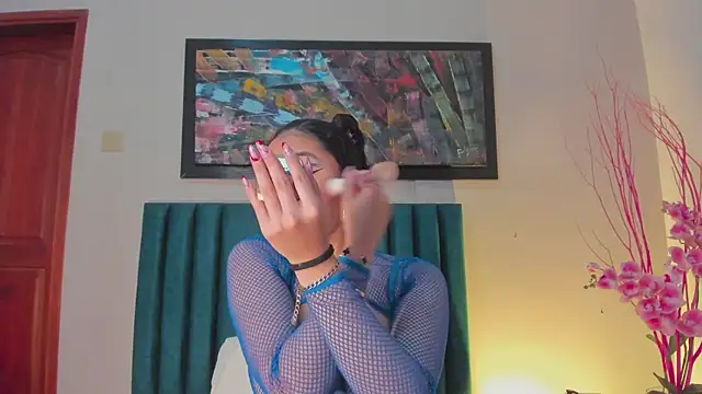 LunaAspen  online show from October 1, 2025, 6:01 pm