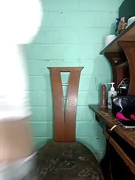 Bigtiti01 online show from October 10, 2025, 9:59 pm