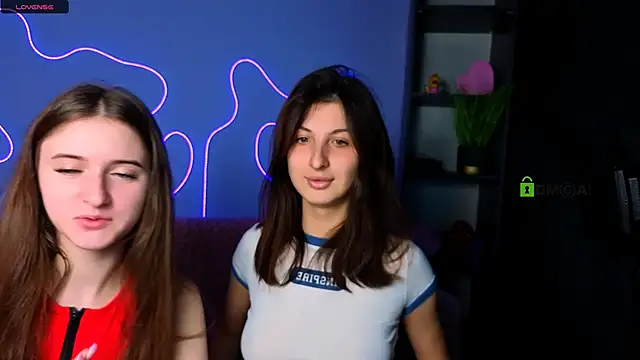 Snapshot of nekky_mouse chatting on October 11, 2025, 9:54 am nekky mouse online show from October 11, 2025, 9:54 am