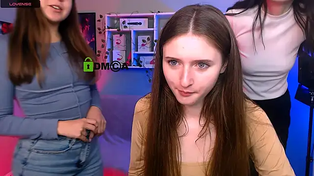 Snapshot of nekky_mouse chatting on September 12, 2025, 9:42 am nekky mouse online show from September 12, 2025, 9:42 am