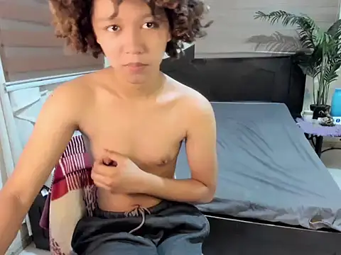 9INCHESHARDCOCK online show from March 24, 2026, 10:37 am