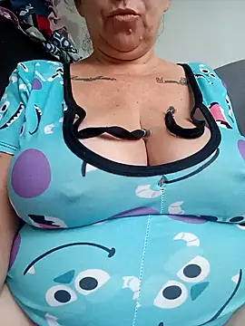 Snapshot of SinisterBabe chatting on November 16, 2025, 11:15 am SinisterBabe online show from November 16, 2025, 11:15 am