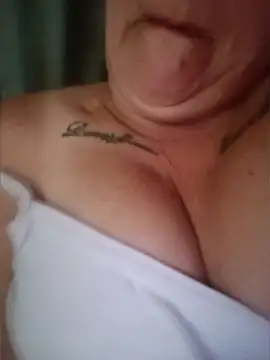 Snapshot of SinisterBabe chatting on June 17, 2026, 12:37 pm SinisterBabe online show from June 17, 2026, 12:37 pm