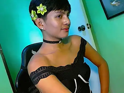 Snapshot of Alexx_143 chatting on July 13, 2026, 11:09 am Alexx 143 online show from July 13, 2026, 11:09 am