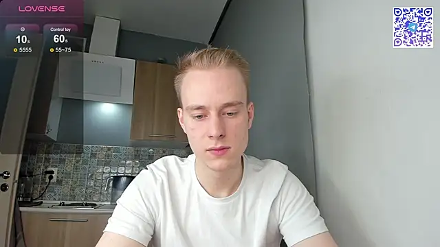 Snapshot of Kevin_Young_Cat chatting on November 21, 2025, 6:40 pm Kevin Young Cat online show from November 21, 2025, 6:40 pm