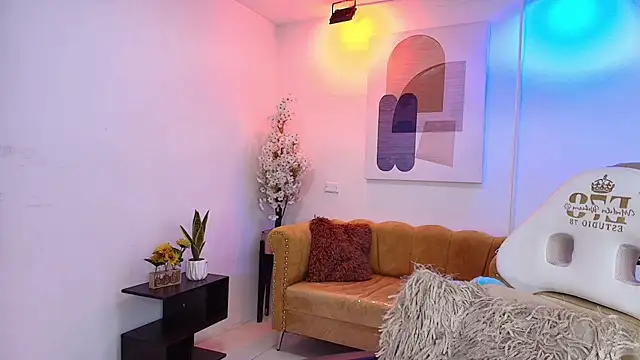 Anastasiia rouse online show from June 5, 2026, 6:52 am
