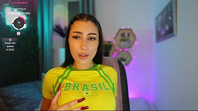 Snapshot of Bree__Morgan chatting on December 2, 2025, 7:37 pm Bree Morgan online show from December 2, 2025, 7:37 pm