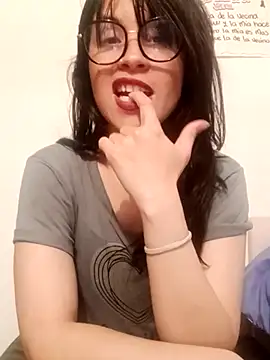 Dana Rise online show from December 18, 2025, 3:11 am