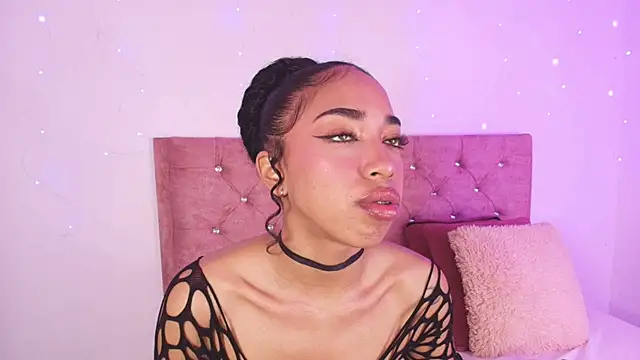 Snapshot of dulce_brown01 chatting on July 22, 2026, 4:42 pm dulce brown01 online show from July 22, 2026, 4:42 pm