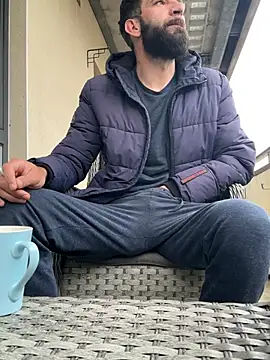 Michel huge online show from April 10, 2026, 7:04 am