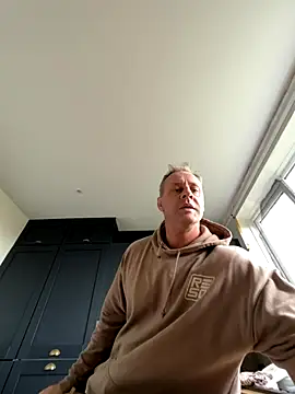 Snapshot of backdoorgalore4you chatting on December 5, 2025, 10:03 am backdoorgalore4you online show from December 5, 2025, 10:03 am