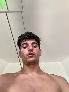 Snapshot of Thelouniost334___ chatting on September 14, 2025, 1:22 pm Thelouniost334 online show from September 14, 2025, 1:22 pm