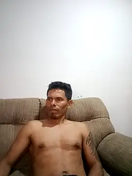 MI GERALD online show from October 31, 2025, 5:37 am