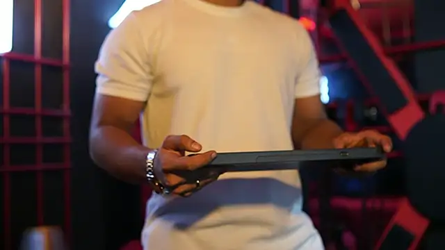 Thiago Valente online show from June 4, 2026, 1:38 pm