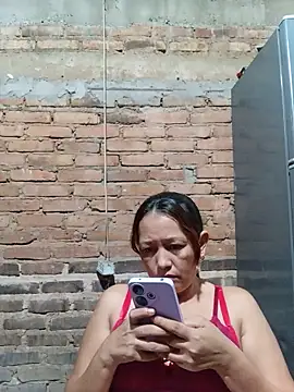 Snapshot of marinita13 chatting on June 10, 2026, 10:33 pm marinita13 online show from June 10, 2026, 10:33 pm