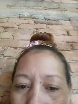 Snapshot of marinita13 chatting on July 9, 2026, 1:32 pm marinita13 online show from July 9, 2026, 1:32 pm