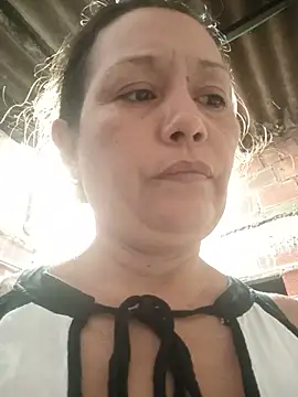 Snapshot of marinita13 chatting on July 26, 2026, 4:25 pm marinita13 online show from July 26, 2026, 4:25 pm