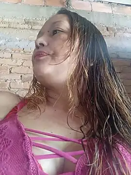 Snapshot of marinita13 chatting on July 18, 2026, 4:37 pm marinita13 online show from July 18, 2026, 4:37 pm