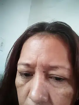 marinita13 online show from October 10, 2025, 1:45 pm