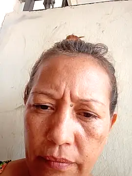 marinita13 online show from April 22, 2026, 5:31 pm